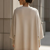 Ausra – poncho de punto elegante