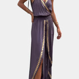 Lorena | Vestido Mono con Acentos Dorados y Escotes