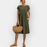 Vestido midi de líneas simples