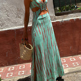 Bianca – Vestido con Diseño Audaz y Escotes Profundos