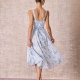 Renata | Midi azul con estampado floral, escote cuadrado y detalles fruncidos