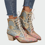 Botas de cuero con flores