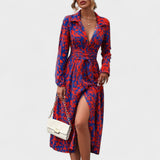 Vestido Bianca – Patrón de Animales en Azul y Rojo
