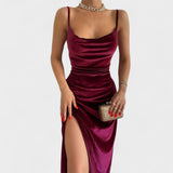 Gabriela - Vestido de terciopelo con corte lateral