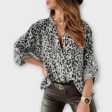 Iara | Blusa moderna con estampado de leopardo
