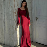 Elegante Vestido Maxi de Manga Larga para Invitadas de Boda