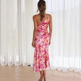 Elegante vestido de cóctel floral de un solo hombro