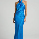 Vestido Maxi de Cuello Halter de Satén con Silueta Elegante