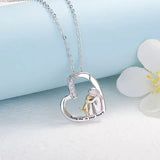 Collar con abrazo