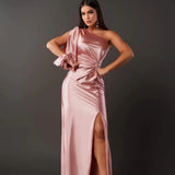 Elegante vestido maxi de invitada de boda formal
