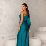 Elegante vestido maxi de invitada de boda formal