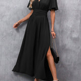 Eterna | Elegante Vestido Maxi Negro con Escote en V, Mangas Anchas y Corte Lateral