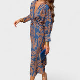 Sabrina | Vestido midi que combina refinamiento y encanto