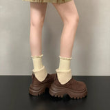 Jazmin | Modelo de botas con plataforma gruesa y diseño minimalista para un invierno elegante