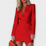 Vestido de mujer con mangas largas y blazer