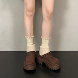 Jazmin | Modelo de botas con plataforma gruesa y diseño minimalista para un invierno elegante