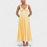 Aby - Vestido maxi plisado amarillo con escote en V