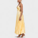 Aby - Vestido maxi plisado amarillo con escote en V