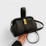 Lora. - Bolsa Retro
