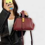 Lora. - Bolsa Retro