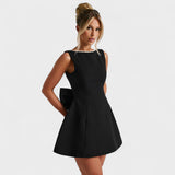 Carrie - Mini vestido con perlas