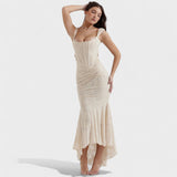 Cesca - Vestido de silueta escultural