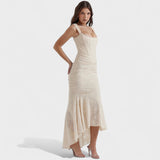 Cesca - Silueta escultórica vestido