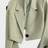 Chaqueta corta sofisticada
