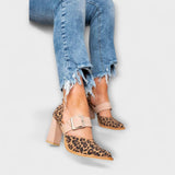 Avano - Sandalia de leopardo con tacón