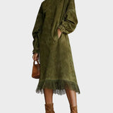 Vestido de Suede con Cuello Alto y Flecos