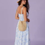 Renata | Midi azul con estampado floral, escote cuadrado y detalles fruncidos
